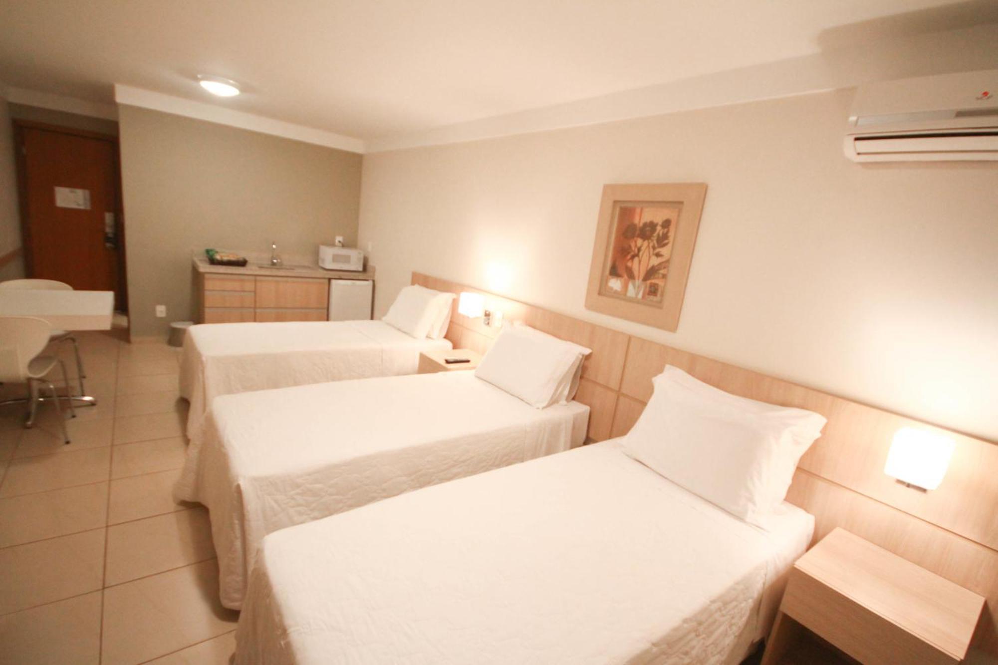 Gales Park Hotel Dourados Cameră foto